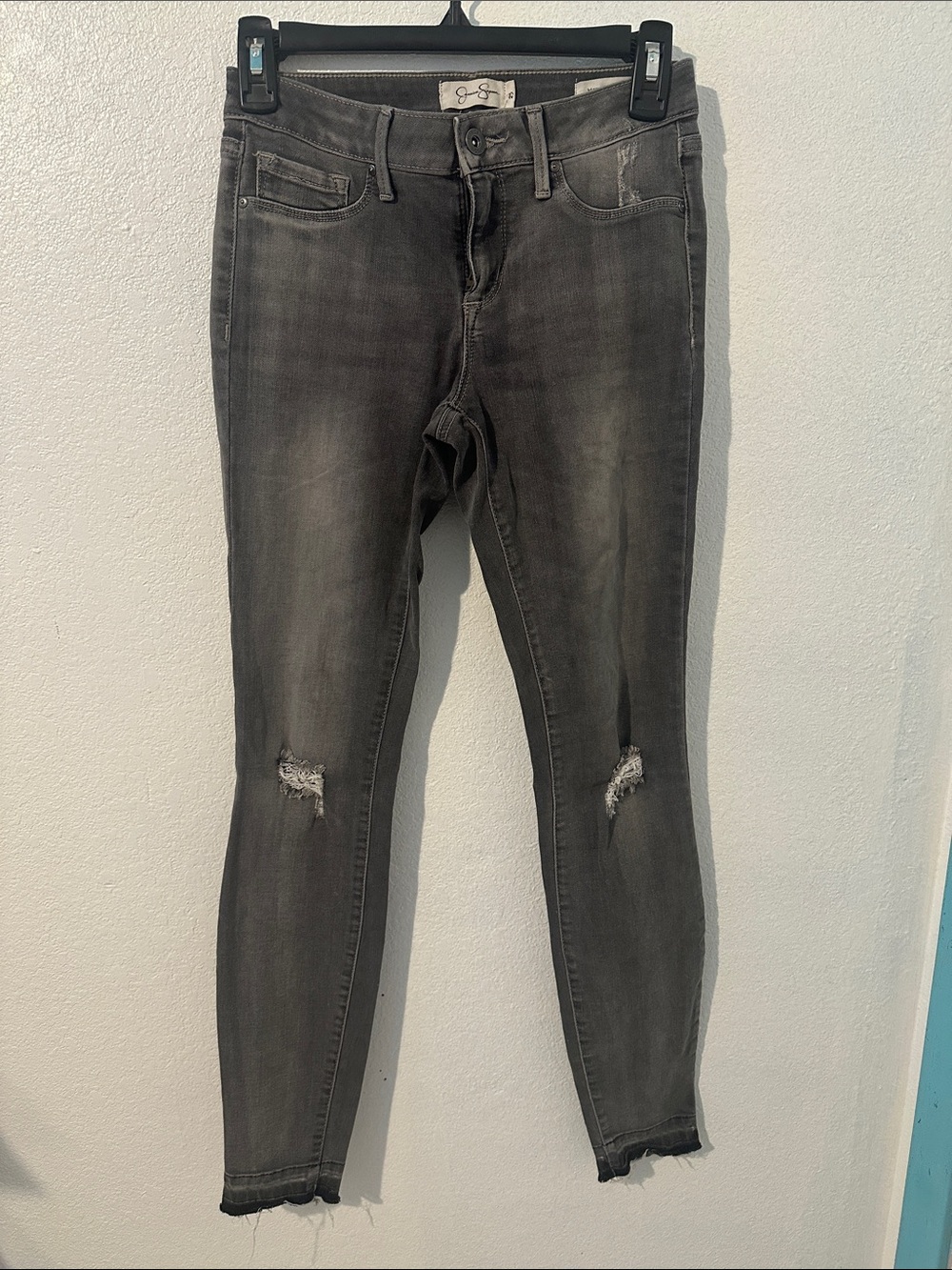 Gray skinny jeans